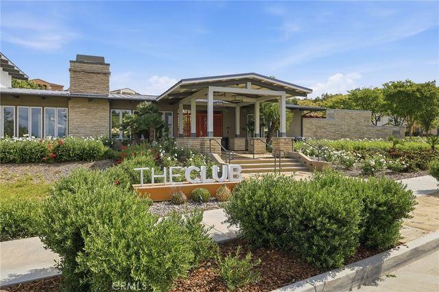 27471 Poppy Court, Saugus, CA 91350