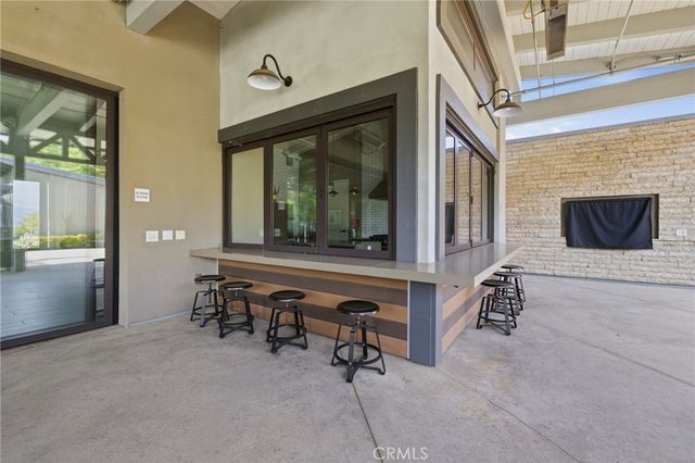 27471 Poppy Court, Saugus, CA 91350