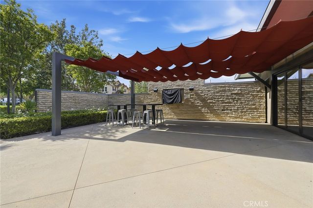 27471 Poppy Court, Saugus, CA 91350