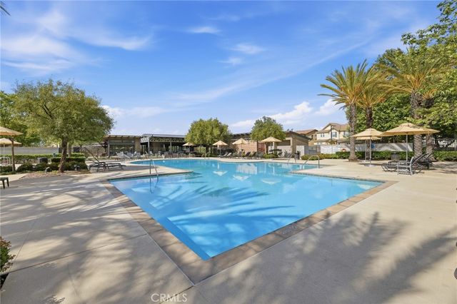 27471 Poppy Court, Saugus, CA 91350