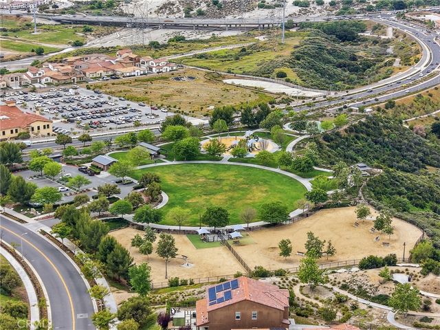 27471 Poppy Court, Saugus, CA 91350