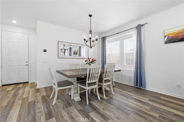 27471 Poppy Court, Saugus, CA 91350