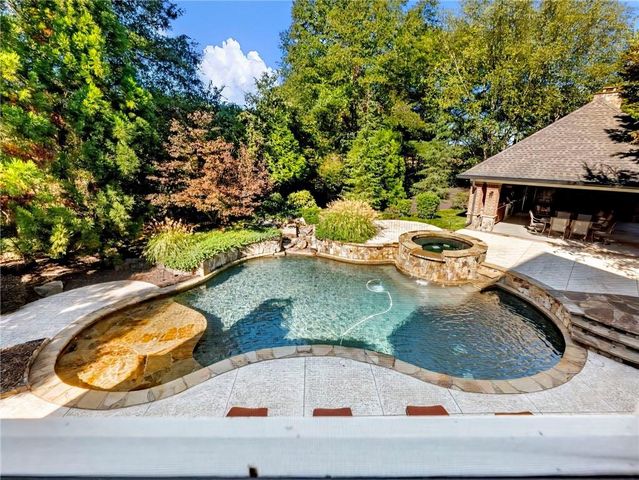 2785 Shumard Oak Drive, Braselton, GA 30517