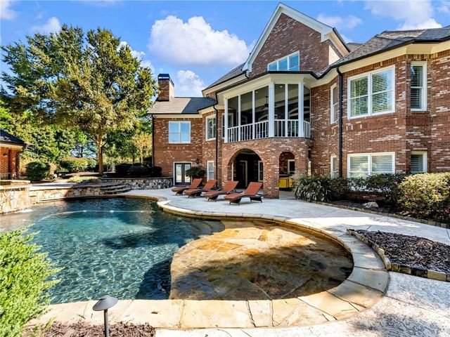 2785 Shumard Oak Drive, Braselton, GA 30517