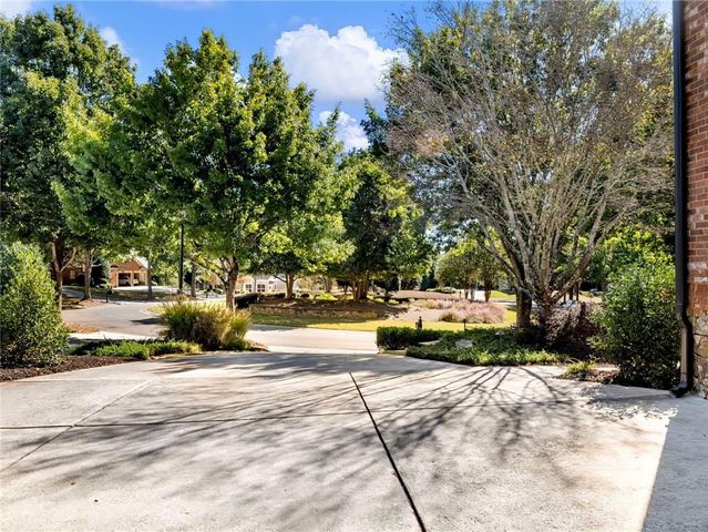 2785 Shumard Oak Drive, Braselton, GA 30517