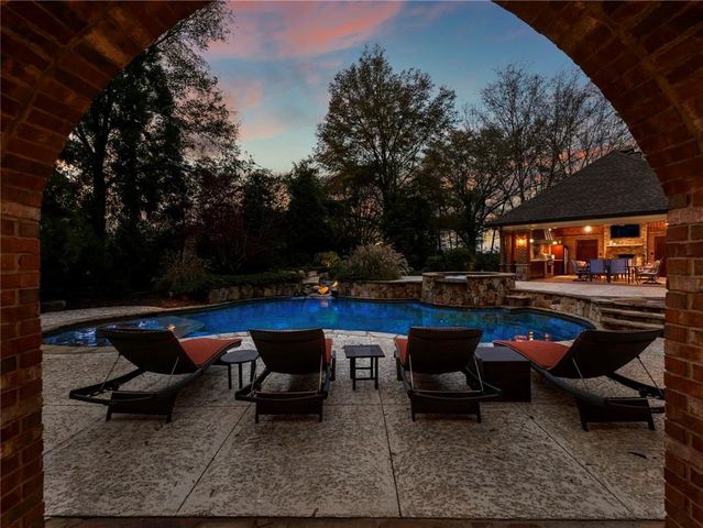 2785 Shumard Oak Drive, Braselton, GA 30517