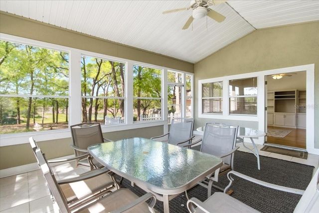 31325 PRESTWICK AVENUE, Sorrento, FL 32776