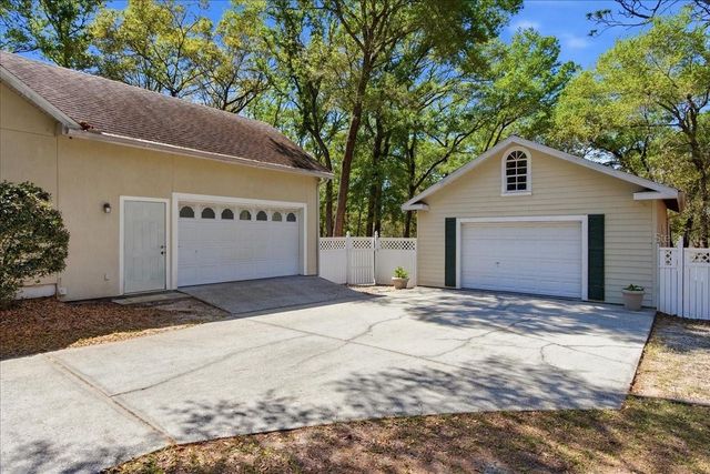 31325 PRESTWICK AVENUE, Sorrento, FL 32776