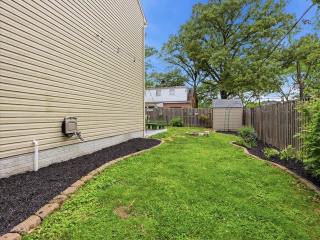 7742 LAWRENCE AVE, Pasadena, MD 21122
