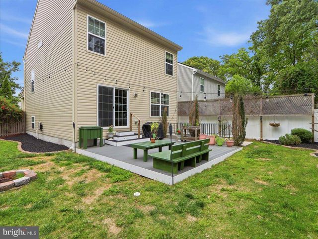 7742 LAWRENCE AVE, Pasadena, MD 21122