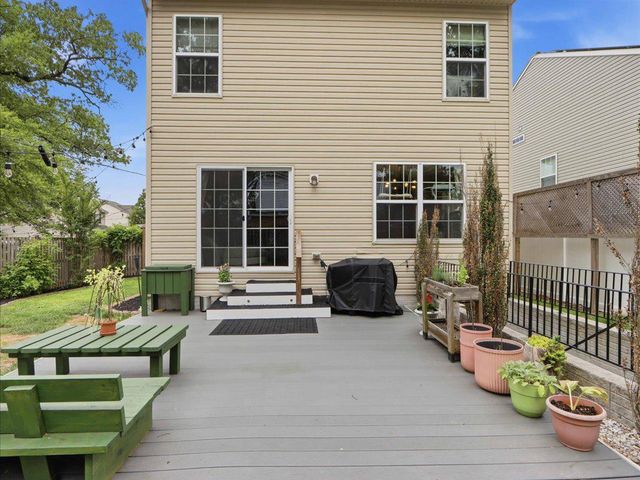 7742 LAWRENCE AVE, Pasadena, MD 21122