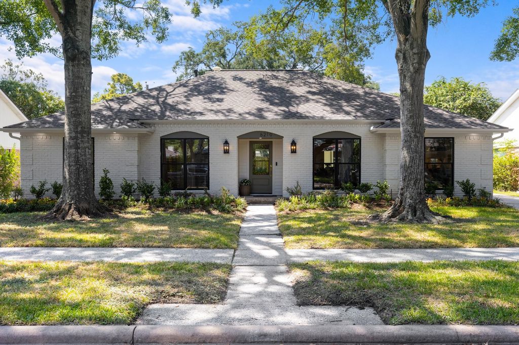 6219 Bayou Bridge Drive, Houston, TX 77096