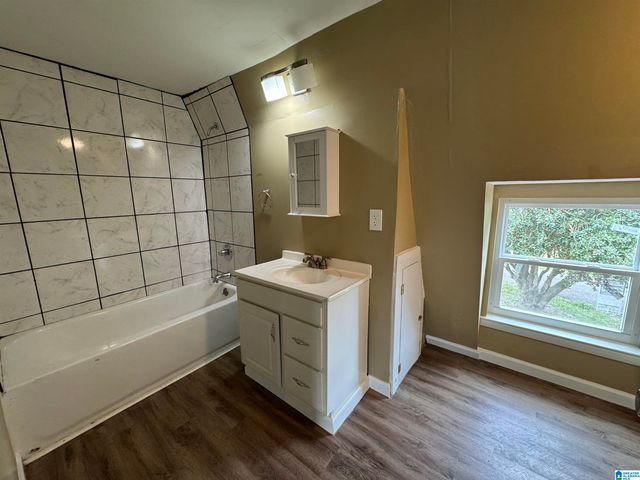 374 AVENUE D, Sumiton, AL 35148