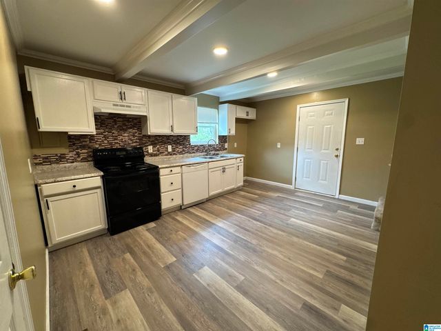 374 AVENUE D, Sumiton, AL 35148