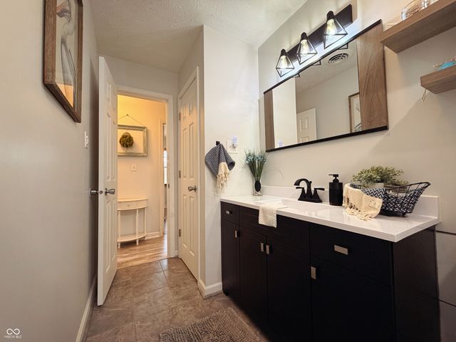 5082 E State Road 46, Greensburg, IN 47240