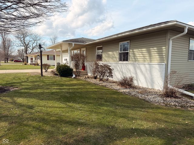 5082 E State Road 46, Greensburg, IN 47240