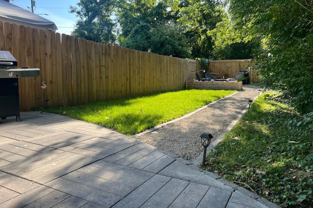 645 Lischey Ave, Nashville, TN 37207