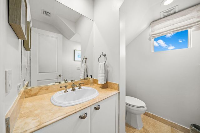 514 N Birch Road, Fort Lauderdale, FL 33304