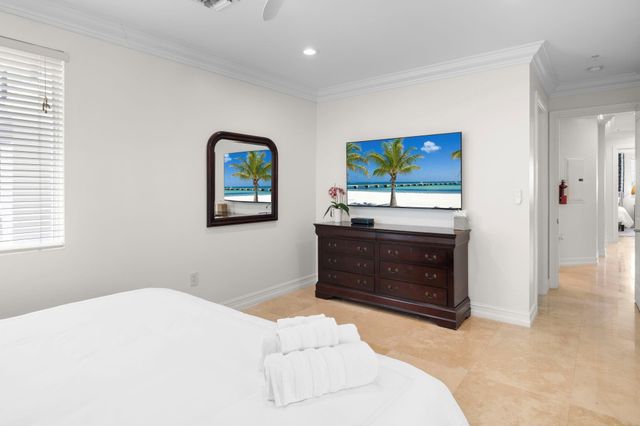 514 N Birch Road, Fort Lauderdale, FL 33304