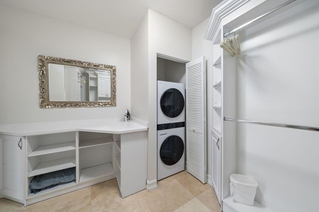 514 N Birch Road, Fort Lauderdale, FL 33304