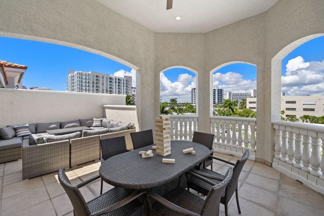 514 N Birch Road, Fort Lauderdale, FL 33304