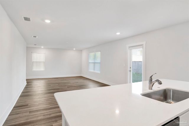 4932 Valor Ct, Pace, FL 32571