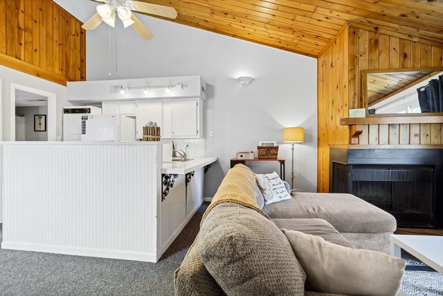 279 Driftwood Lane, Edisto Beach, SC 29438