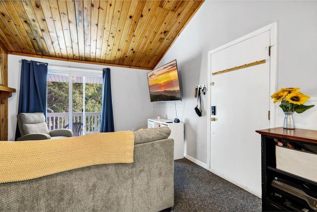 279 Driftwood Lane, Edisto Beach, SC 29438