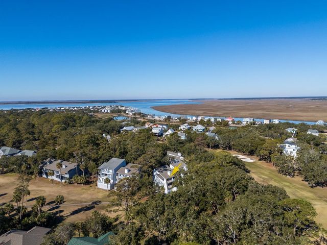 279 Driftwood Lane, Edisto Beach, SC 29438