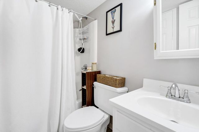 279 Driftwood Lane, Edisto Beach, SC 29438