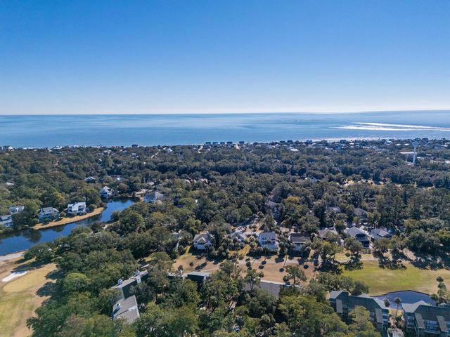 279 Driftwood Lane, Edisto Beach, SC 29438