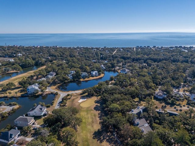 279 Driftwood Lane, Edisto Beach, SC 29438