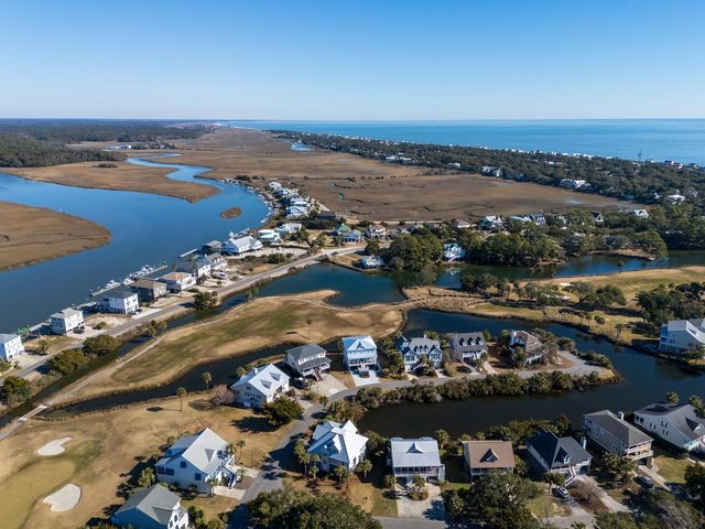 279 Driftwood Lane, Edisto Beach, SC 29438