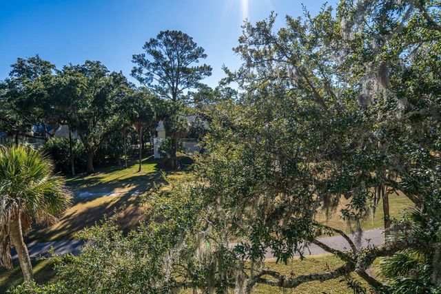 279 Driftwood Lane, Edisto Beach, SC 29438