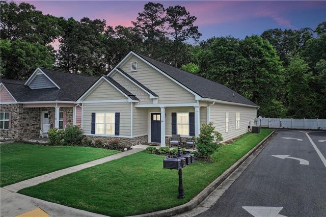 54 Calloway Lane, Cartersville, GA 30120
