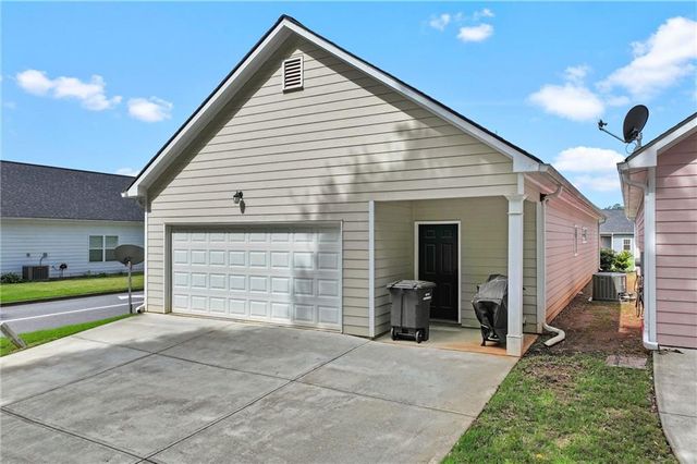 54 Calloway Lane, Cartersville, GA 30120