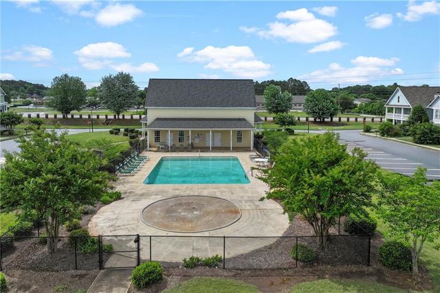 54 Calloway Lane, Cartersville, GA 30120