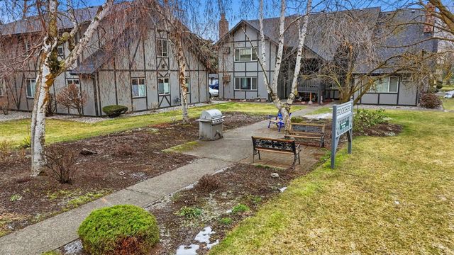 202 E Weile Ave, Spokane, WA 99208