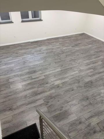 756 40th Street 1R, Brooklyn, NY 11232