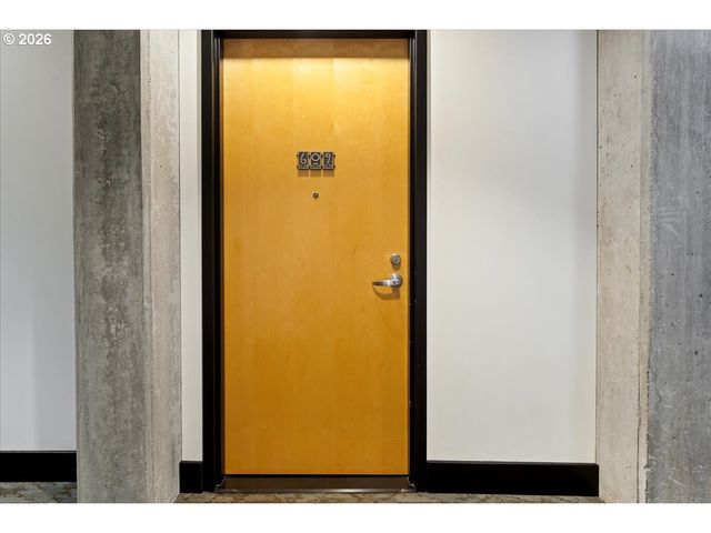 333 Nw 9TH Ave 609, Portland, OR 97209
