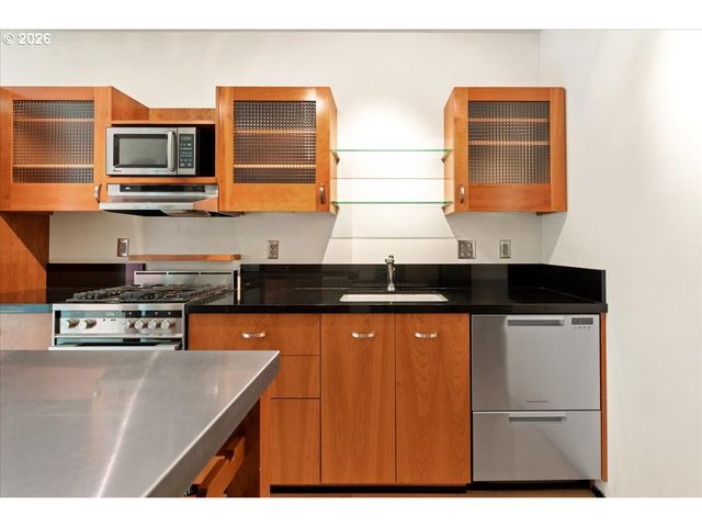 333 Nw 9TH Ave 609, Portland, OR 97209