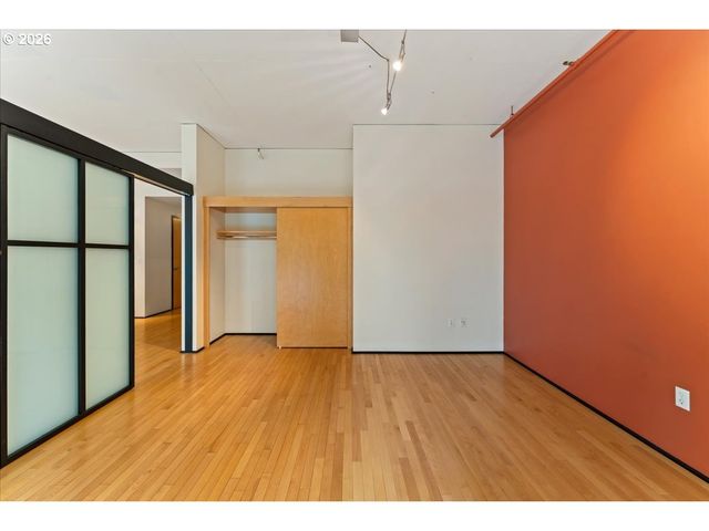 333 Nw 9TH Ave 609, Portland, OR 97209