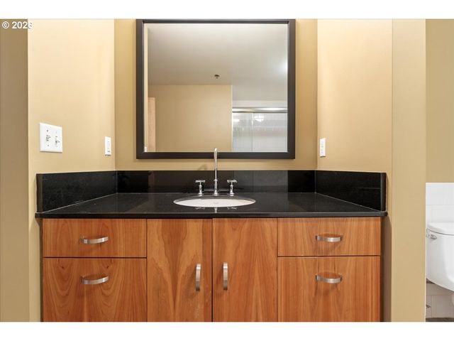 333 Nw 9TH Ave 609, Portland, OR 97209