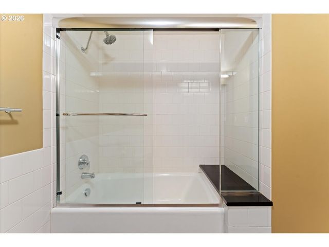 333 Nw 9TH Ave 609, Portland, OR 97209