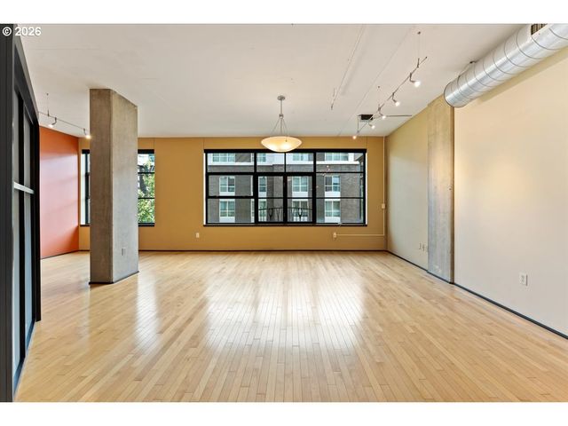 333 Nw 9TH Ave 609, Portland, OR 97209