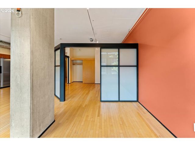 333 Nw 9TH Ave 609, Portland, OR 97209