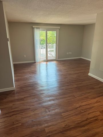 30 Silver Hill 7, Natick, MA 01760
