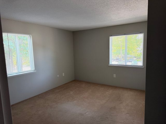 30 Silver Hill 7, Natick, MA 01760