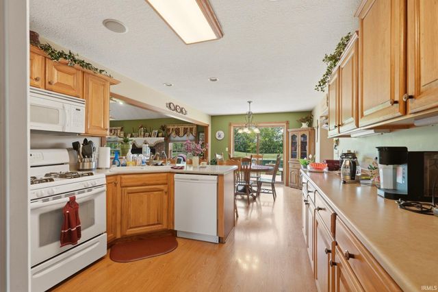 5600 N 300 E Road, Decatur, IN 46733
