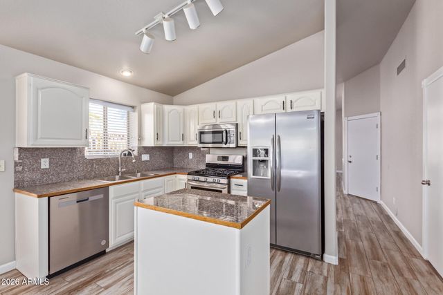 4607 E Abraham Lane, Phoenix, AZ 85050